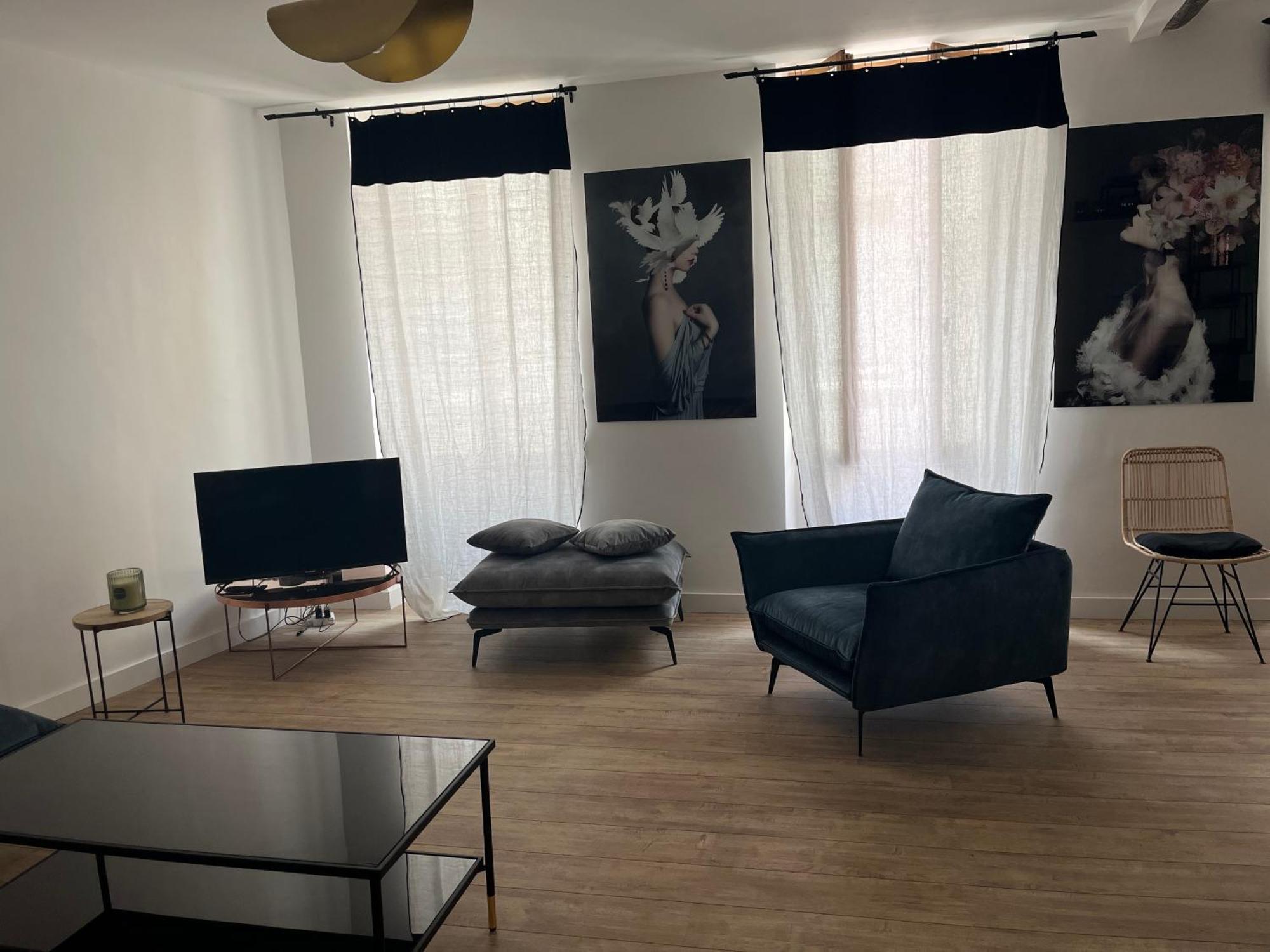 Bel Appartement En Plein Coeur De Carpentras Zewnętrze zdjęcie